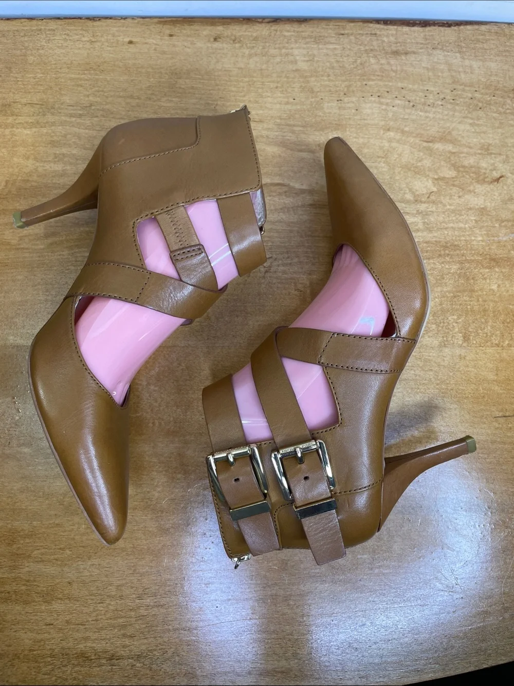 MICHAEL Michael Kors Tan Pointed-Toe Double Buckle Strap Heels. Size 7